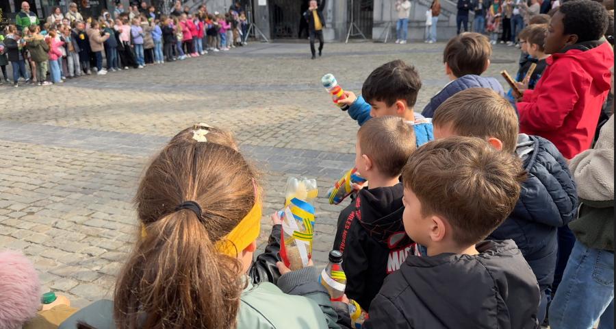 Près de 500 tambours pour la Paix à Huy