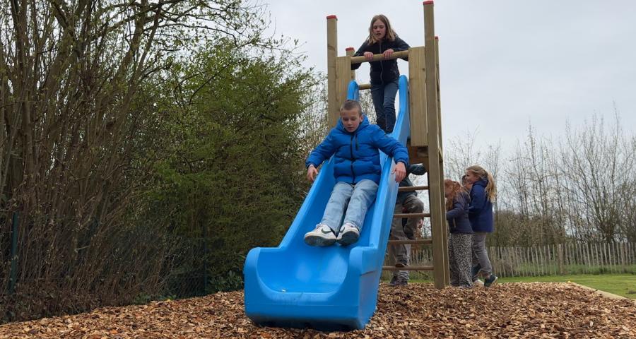 Première plaine de jeux à Wasseiges