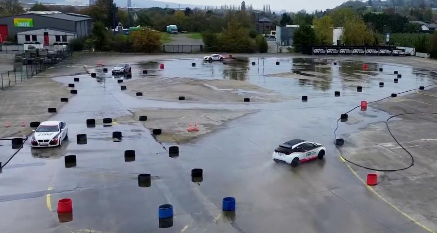 Le Centre de Maîtrise du Volant quitte la piste